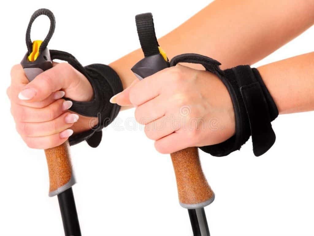 opgezwollen handen tijdens het wandelen